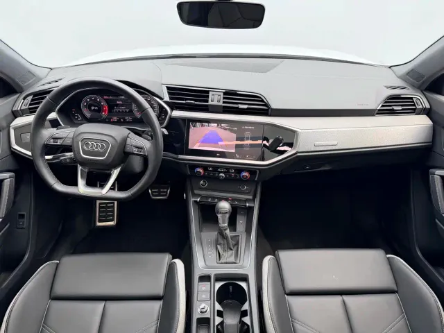 Audi Audi Q3 2024 35 TFSI Fashion Sport — Фото автомобиля 9