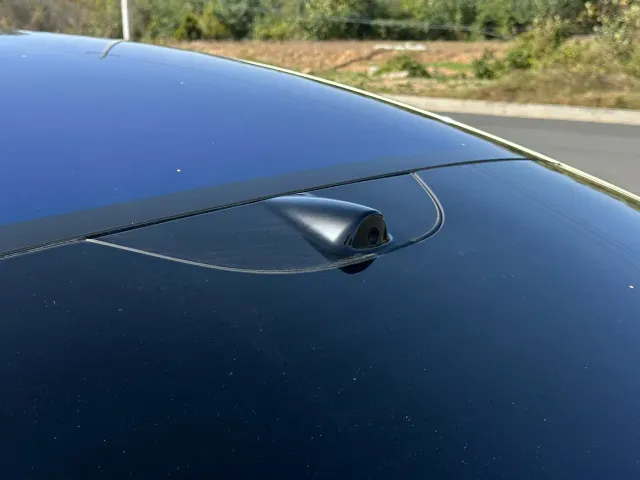 Xiaomi SU7 — Фото автомобиля 25