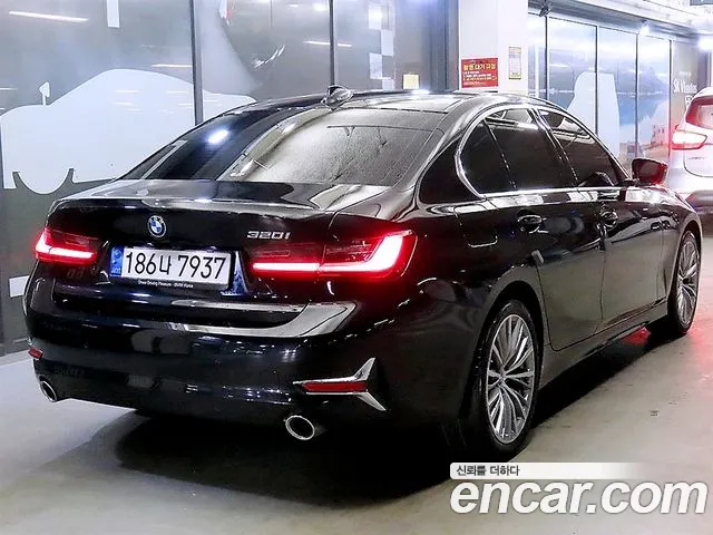 BMW 3-Series 3 серия (G20) 320i Luxury — Фото автомобиля 4