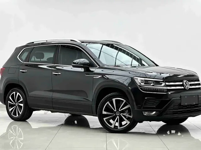Volkswagen Tharu — Фото автомобиля 2