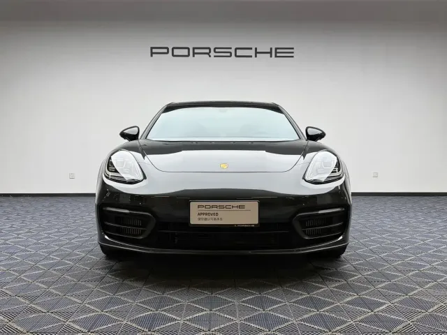Porsche Panamera — Фото автомобиля 8
