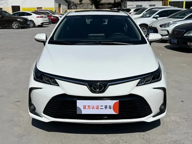 Toyota Corolla — Фото автомобиля 2