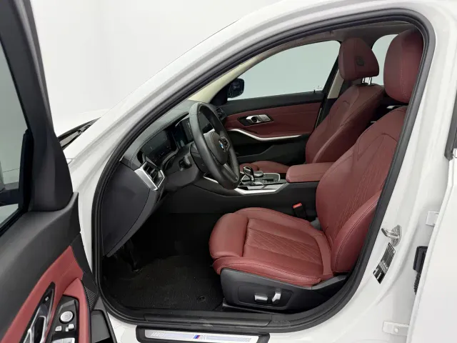 BMW 3 Series — Фото автомобиля 21