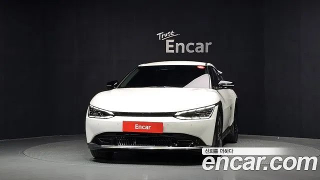 Kia EV6 — Фото автомобиля 3