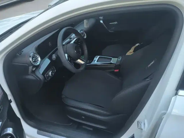 Mercedes-Benz A-Class — Фото автомобиля 9