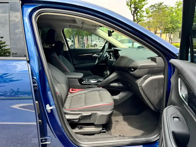 Buick Envision S — Фото автомобиля 5