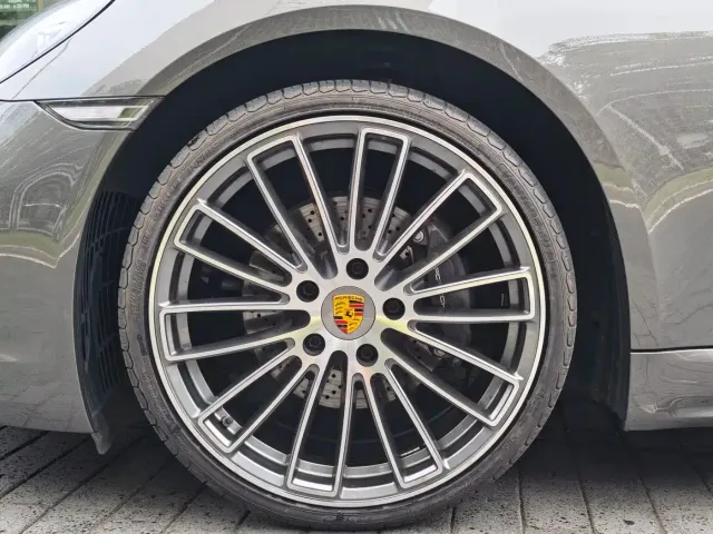 Porsche 718 — Фото автомобиля 17