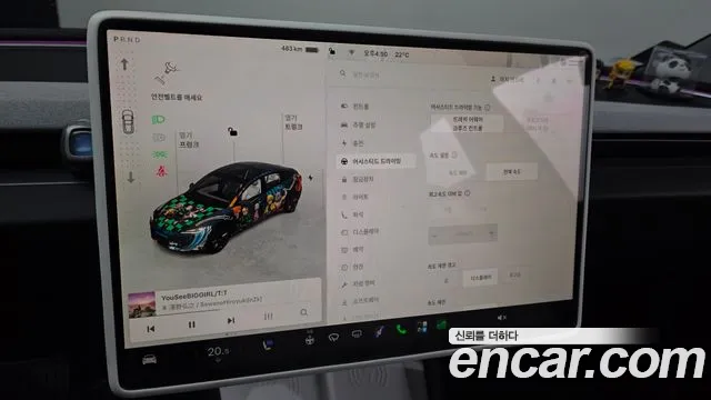 Tesla Model 3 — Фото автомобиля 15