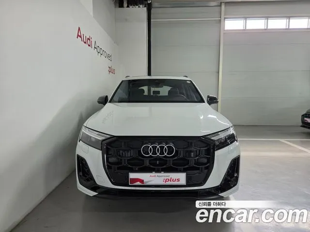 Audi Q7 — Фото автомобиля 3