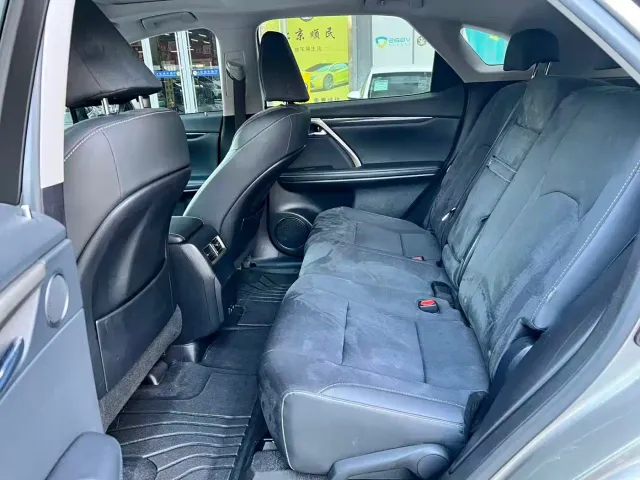 Lexus RX — Фото автомобиля 6