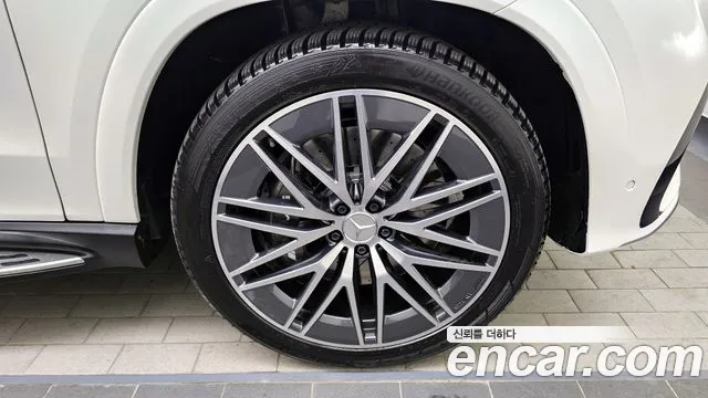 Mercedes-Benz GLE-Class — Фото автомобиля 5