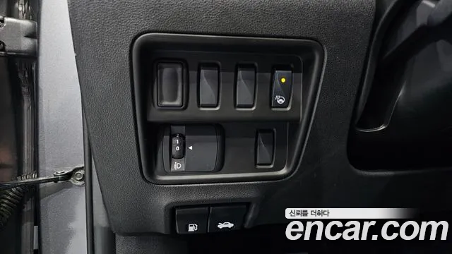 Renault-KoreaSamsung QM6 Новый QM6 2.0 LPe LE Signature 2WD — Фото автомобиля 15
