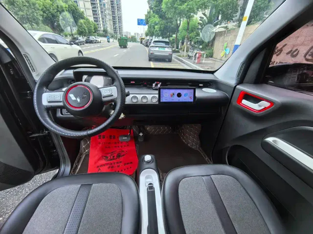 Wuling Hongguang Mini EV — Фото автомобиля 9