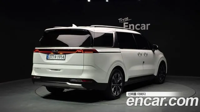 Kia Canival Carnival 4 поколение Дизель 7 мест Noblesse — Фото автомобиля 2