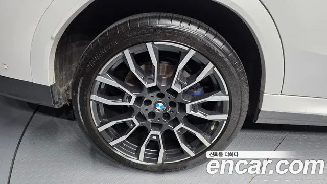 BMW X6 xDrive40i M Sport — Фото автомобиля 5