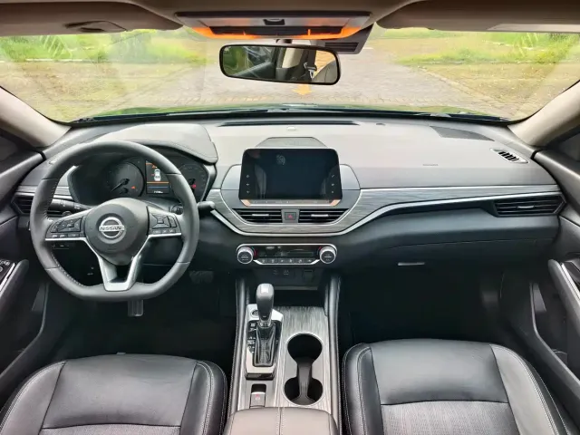 Nissan Teana — Фото автомобиля 5