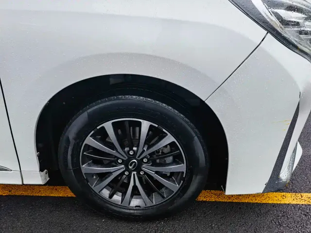 GAC Trumpchi M8 — Фото автомобиля 15