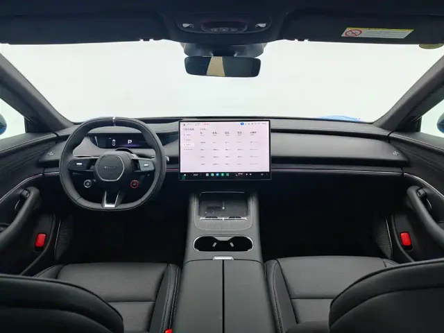 Xiaomi SU7 — Фото автомобиля 9