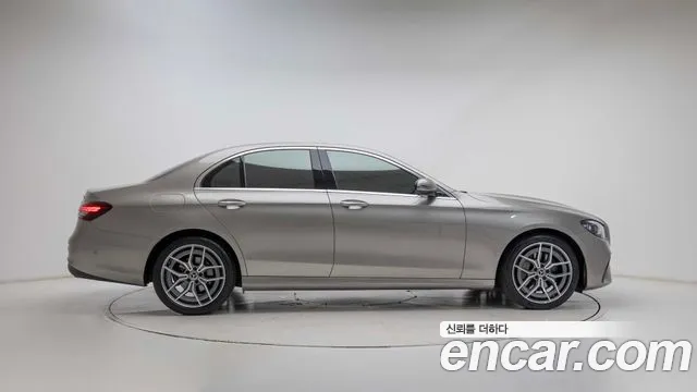 Mercedes-Benz E-Class W213 — Фото автомобиля 9