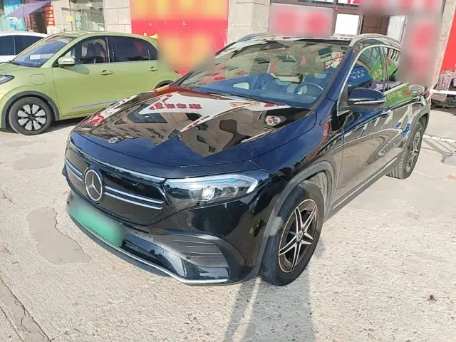 Фотография автомобиля — Mercedes-Benz EQA