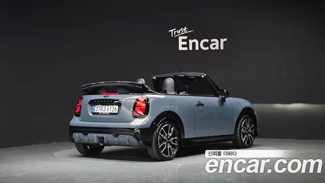 Mini Cooper Convertible — Фото автомобиля 2