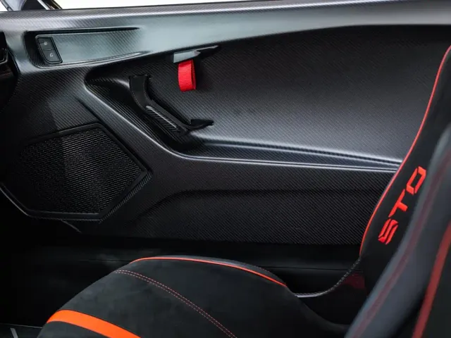 Lamborghini Huracan — Фото автомобиля 11