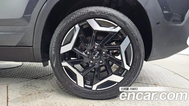 Kia Seltos — Фото автомобиля 6