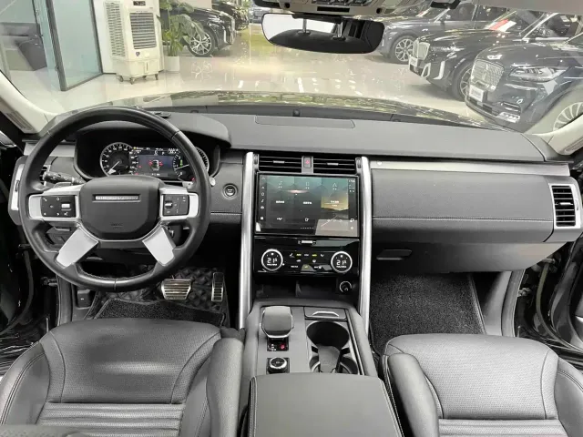 Land Rover Discovery — Фото автомобиля 4