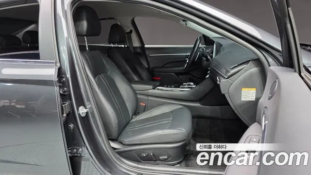 Hyundai Sonata — Фото автомобиля 26