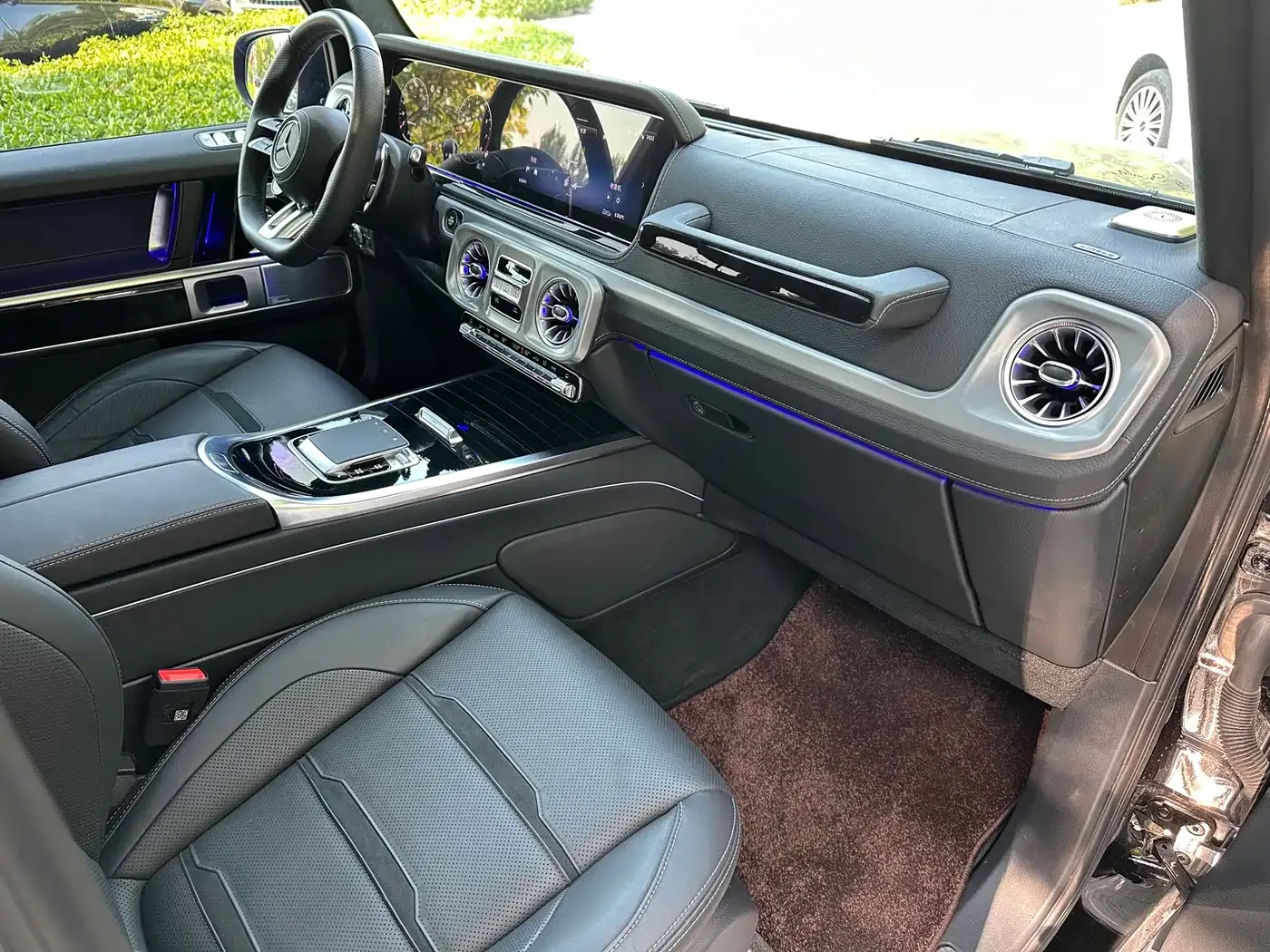 Mercedes-Benz Mercedes-Benz G-Class AMG 2025 AMG G 63 — Фото автомобиля 12