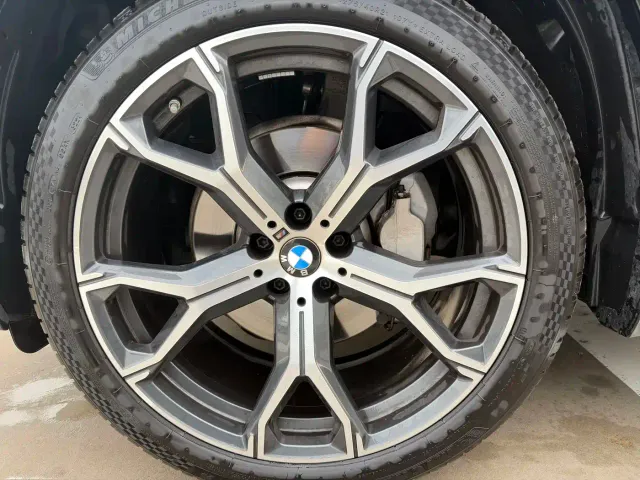 BMW X5 — Фото автомобиля 14