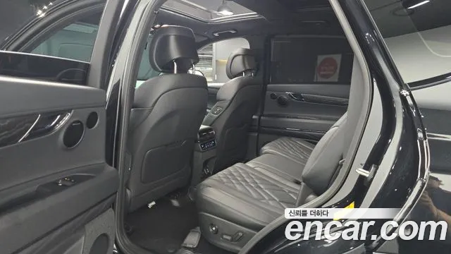 Genesis GV80 — Фото автомобиля 17