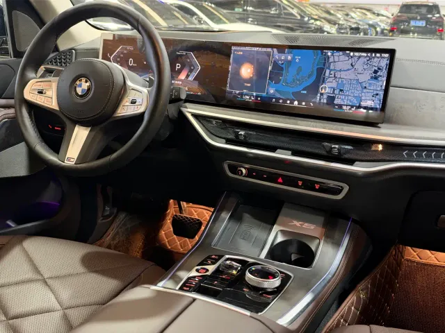 BMW X5 — Фото автомобиля 13