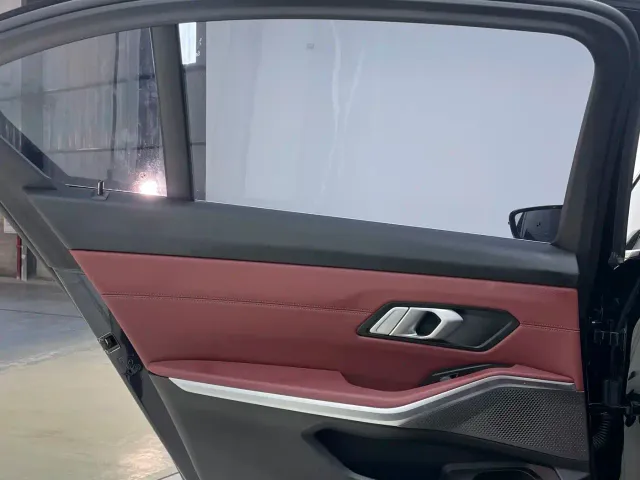 BMW 3 Series — Фото автомобиля 22