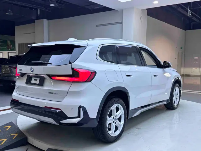 BMW X1 — Фото автомобиля 8