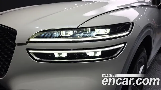 Genesis GV70 — Фото автомобиля 7