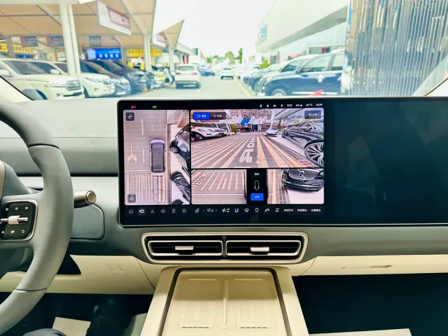 Li Auto Li Auto MEGA 2025 Model Home Family Special Edition — Фото автомобиля 9