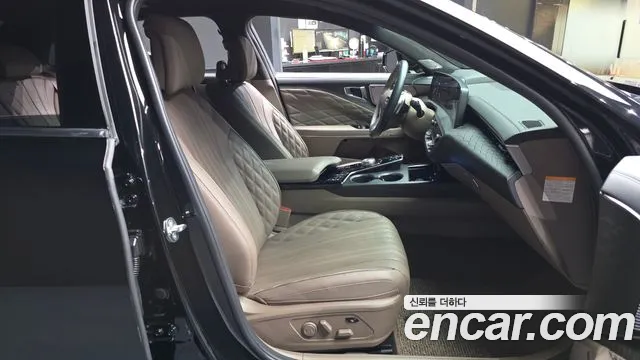 Kia K8 Signature — Фото автомобиля 3