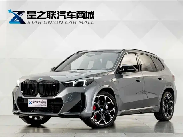Фотография автомобиля — BMW X1
