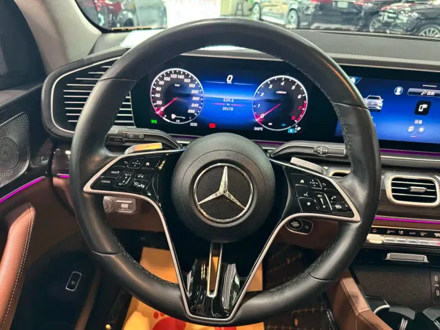 Mercedes-Benz GLE-Class — Фото автомобиля 9