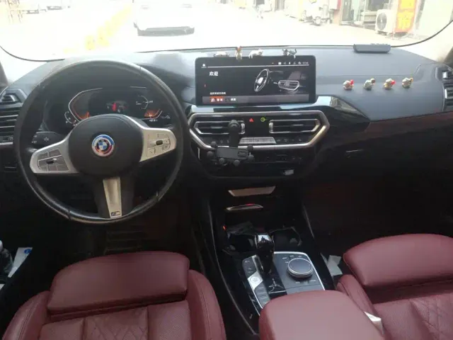 BMW X3 — Фото автомобиля 12