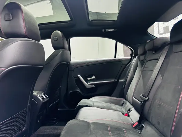 Mercedes-Benz A-Class — Фото автомобиля 10