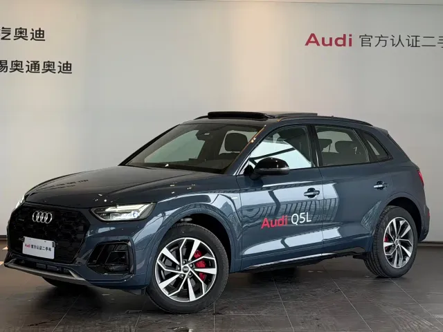 Фотография автомобиля — Audi Q5L