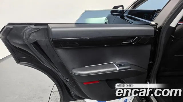 Hyundai Grandeur GN7 — Фото автомобиля 14