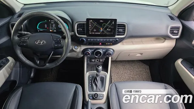 Hyundai Venue — Фото автомобиля 10