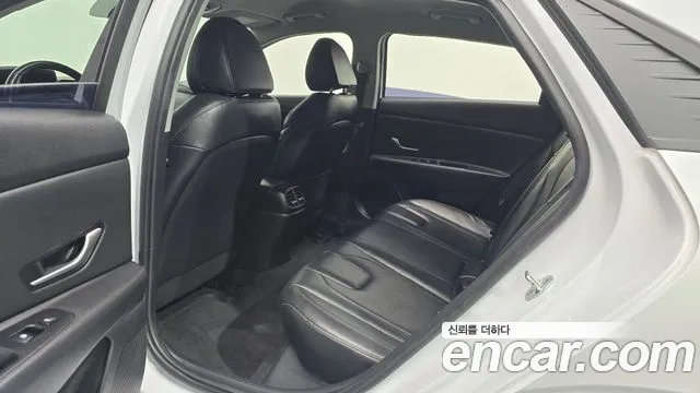 Hyundai Avante — Фото автомобиля 17