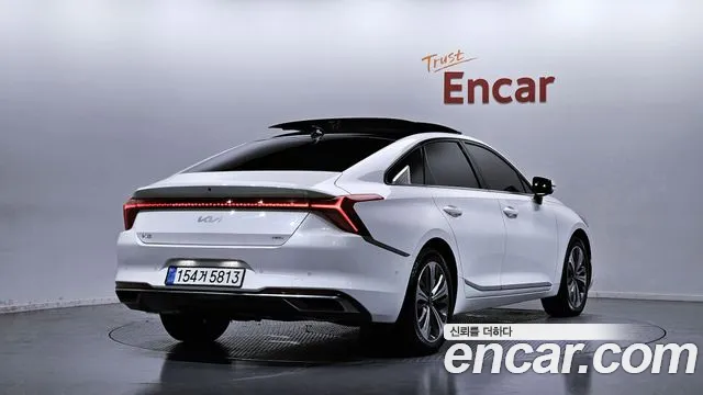 Kia K8 — Фото автомобиля 2