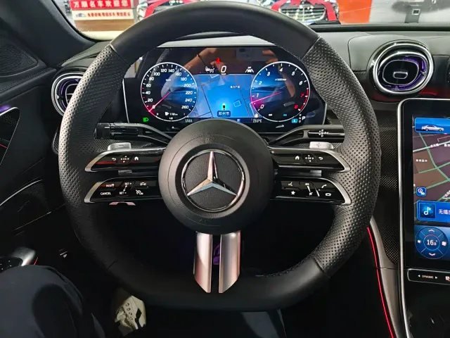 Mercedes-Benz C-Class — Фото автомобиля 4