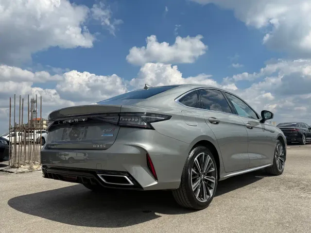 Chery Arrizo 8 — Фото автомобиля 6