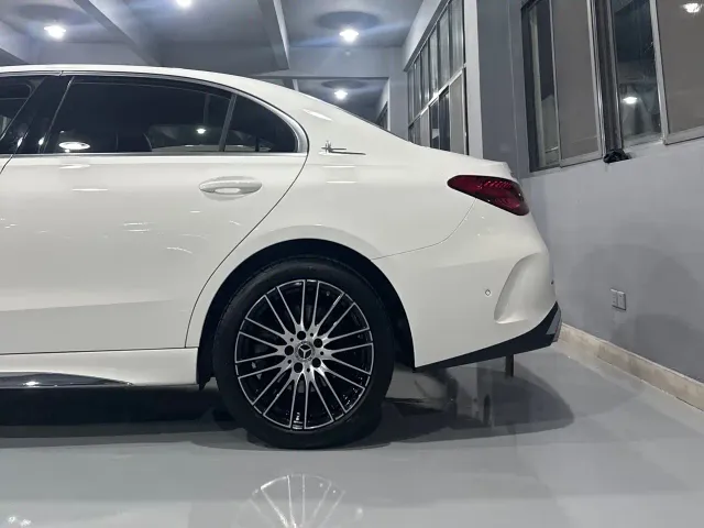 Mercedes-Benz C-Class — Фото автомобиля 5